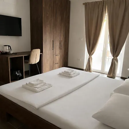 Idora's House Апартаменты